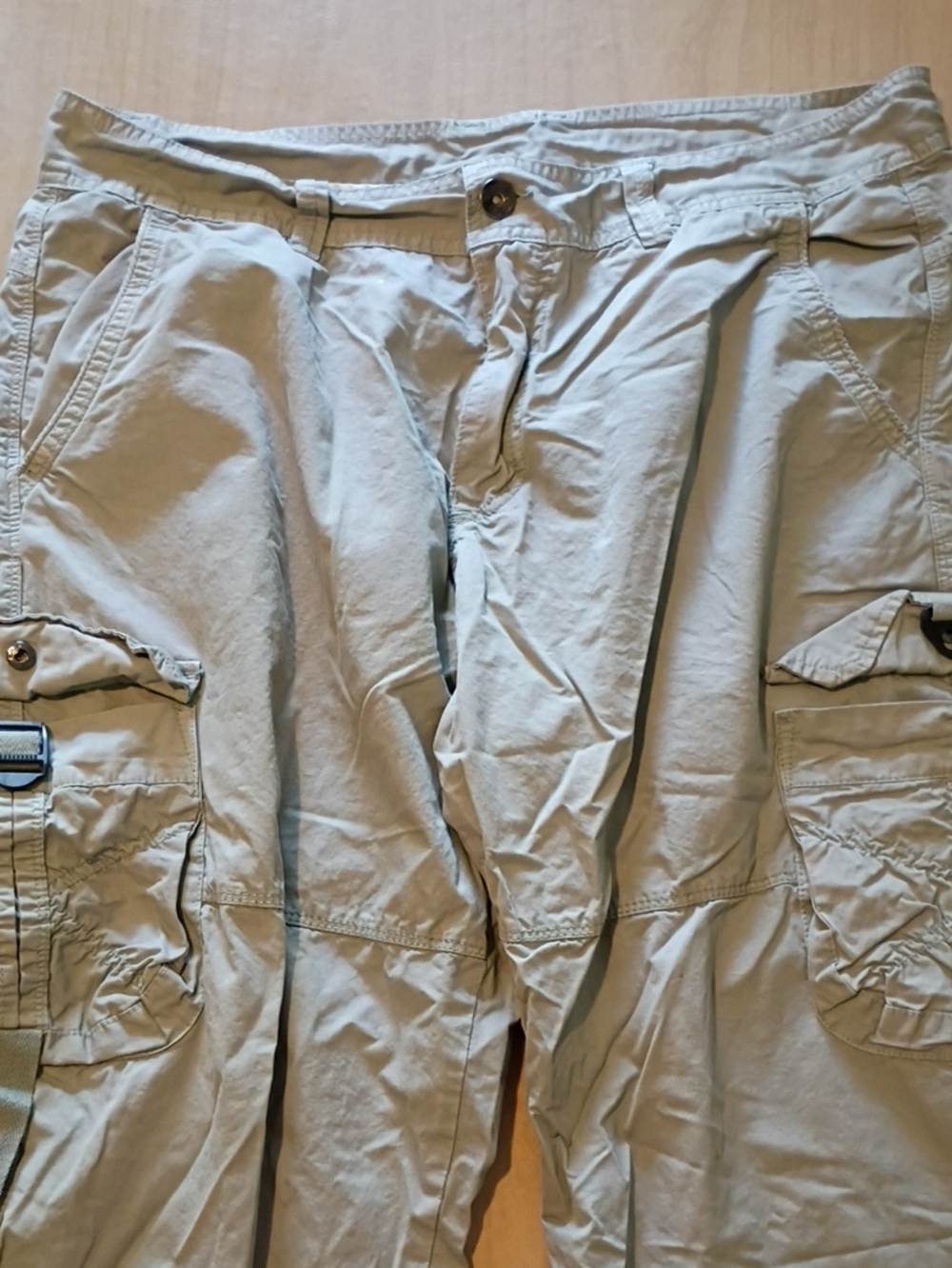 Men's Light Beige Cargo Pants - Casual Utility Style